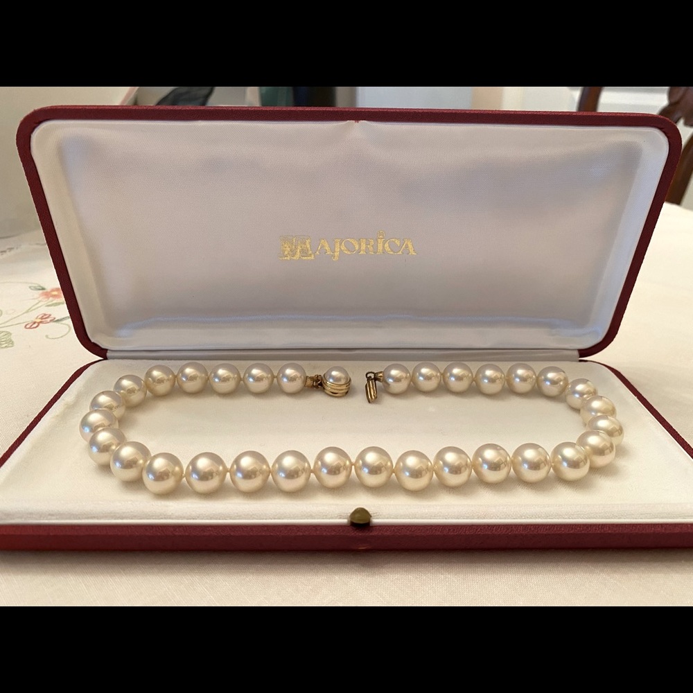 Majorica necklace